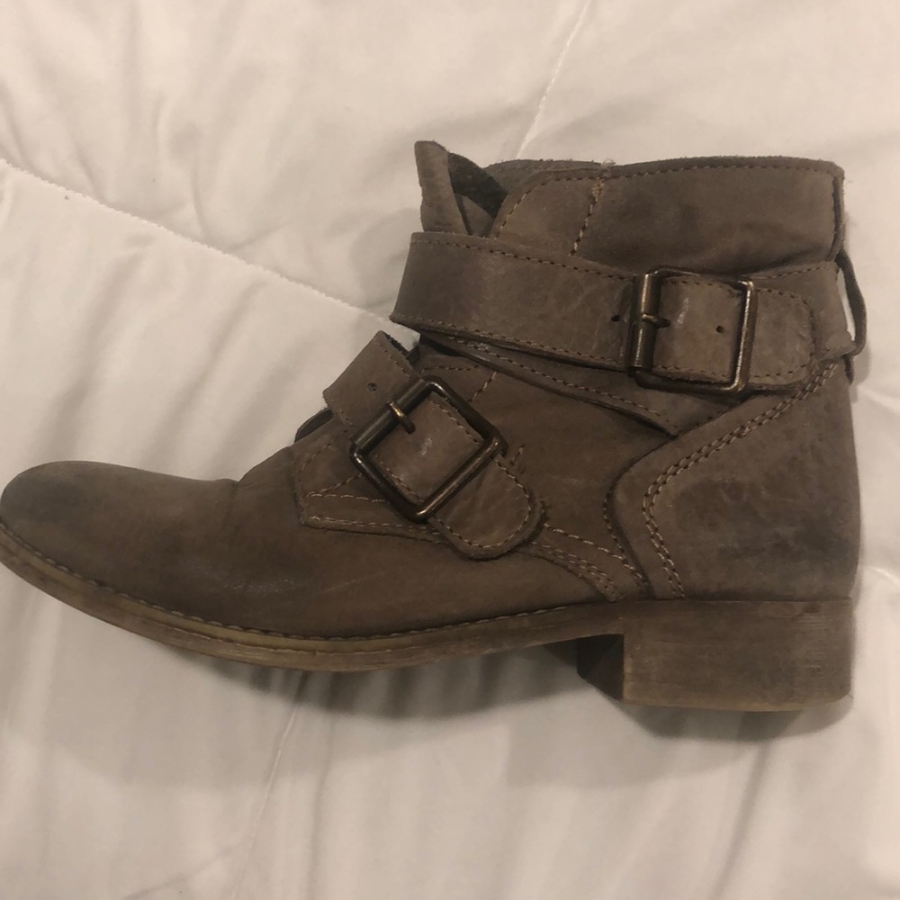 Steve Madden booties